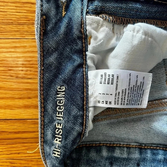 American Eagle Hi-Rise Jeggings - Picture 6 of 7